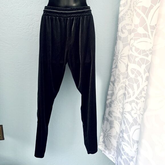 Forever 21 Black Velvet Drawstring Joggers Size Small - Picture 9 of 14